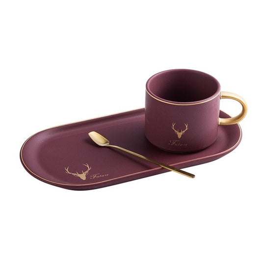 Luxurious Gold Rim Ceramics Cups And Saucers Sets